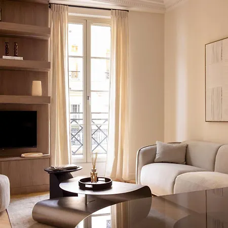 Apartment Harmony Collection Iii 3br 6p Opera Grevin Paris