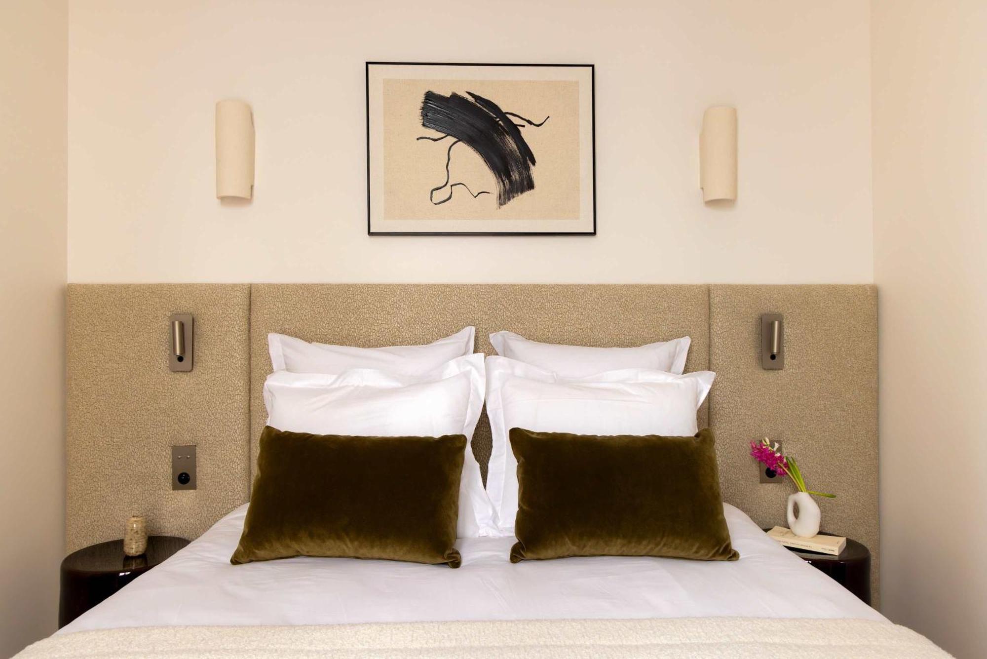 Apartment Harmony Collection Iii 3br 6p Opera Grevin Paris